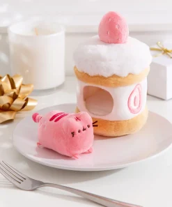 Pusheen Plush & Squisheens|Sweets>Sweets Strawberry Cake Plush 2-pc Environment